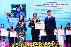 Người thầy 'truyền lửa' cho giới trẻ