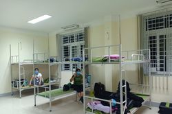 Cách ly, lấy mẫu xét nghiệm nhiều trường hợp tiếp xúc bệnh nhân thứ 122