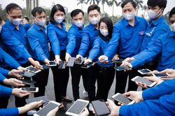 Lan tỏa 'Cùng áo xanh, thắng nhanh Covid-19' của tuổi trẻ Nghệ An