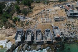 Ba dự án du lịch ven biển Quy Nhơn bị dừng và chưa được phép thi công
