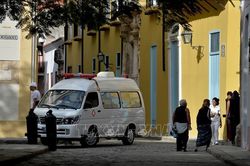 Dịch COVID-19: Cuba đóng cửa trường học, cách ly khách du lịch nước ngoài