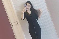 Lý Tiểu Lộ bị 'bóc mẽ' chỉnh ảnh eo thon dáng đẹp đến 'méo' cả căn phòng