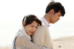 10 năm chăm nom bố mẹ chồng đau ốm, lúc chồng có bồ mẹ anh bảo: 'Buông tha cho nó đi'