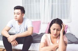 Ghen tuông với chiếc vòng ngọc mà chồng nâng niu, tôi đem đập vỡ rồi điếng người khi biết mình đã phạm phải một sai lầm phải đánh đổi bằng tờ đơn ly hôn