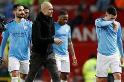Man City bị 9 CLB ở Premier League 'đánh hội đồng'