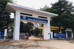 UDIC: Thâu đêm thi công những hạng mục cuối cùng tại Bệnh viện dã chiến Mê Linh