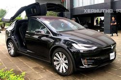 Đại gia Phú Thọ tậu xe Tesla Model X hơn 8 tỷ đồng