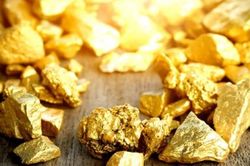 Giá vàng bất ngờ tăng vọt, thị trường tài chính toàn cầu ngày càng bất ổn