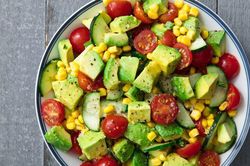 Cách làm salad bơ thanh mát, giải nhiệt mùa hè