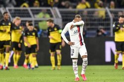 'Chán' Neymar, PSG bắt đầu chọn người từ... Barcelona