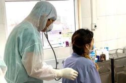 Tin vui: Có 3 bệnh nhân mắc Covid-19 đã khỏi bệnh, ngày mai sẽ được chuyển tuyến