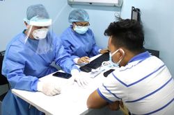 TPHCM: Người dân phải khai báo y tế khi đến bệnh viện