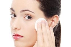 8 bước chăm sóc da buổi tối chuẩn Hàn Quốc để sở hữu làn da 'vạn người mê'