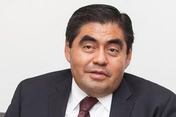 Quan chức Mexico: Nhiều người giàu nhiễm virus, người nghèo miễn dịch