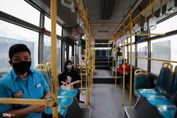Hà Nội giảm 80% công suất hoạt động của xe buýt