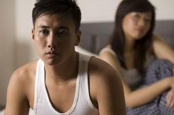 Bắt quả tang vợ phản bội mình, tôi cứ tưởng cô ấy sẽ khóc lóc xin tha thứ, nào ngờ vợ lại nói một câu khiến tôi 'chết đứng'