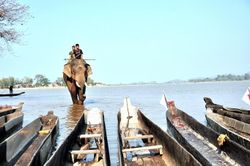 Nét độc đáo của thuyền độc mộc Tây Nguyên