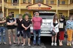 Nhóm thanh niên vi phạm nồng độ cồn, sử dụng ma túy trên xe ô tô