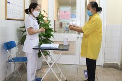 BV Việt Nam Thụy Điển Uông Bí: Quyết liệt hơn trong 'giai đoạn vàng' phòng dịch bệnh COVID-19