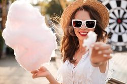 Những 'vũ khí' giúp con gái trở nên cuốn hút và được nhiều người follow hơn