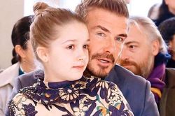 Harper Beckham khoe năng khiếu hội họa