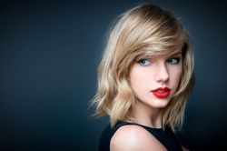 'Rắn chúa' Taylor Swift chìm trong những lời chỉ trích oan nghiệt!