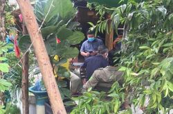 Điều tra vụ nổ súng bắn người trong quán cà-phê