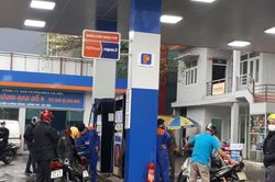 Giá xăng dầu có thể còn hơn 10 ngàn/lít, chờ mức thấp nhất 10 năm