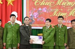 Thanh Hóa: Hoàn thành việc bố trí công an chính quy tại 525 xã, thị trấn