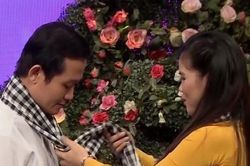Đôi trẻ nói chuyện quá hợp cạ khiến MC Hồng Vân đòi bỏ về