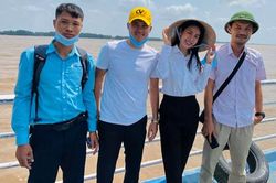 Công Vinh truyền cảm hứng cho thế hệ đàn em