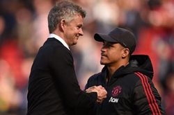 Alexis Sanchez trở lại MU, Ole Gunnar Solskjaer phải làm sao?