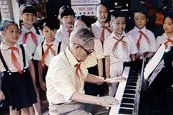 Nhớ Nhạc sĩ Phong Nhã - Người hàng xóm tầng trệt