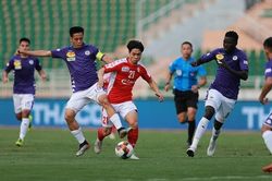 CLB TPHCM đua Hà Nội FC, Công Phượng có giúp thầy Chung đổi vận?