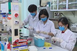 Việt Nam không thiếu sinh phẩm chẩn đoán Covid-19