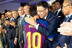 Barcelona: Rất khó thuyết phục cầu thủ giảm 70% lương