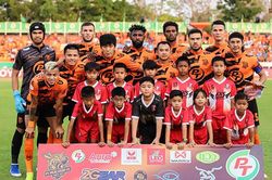 Đội trưởng CLB Thai League kể chuyện cách ly 15 ngày vì Covid-19