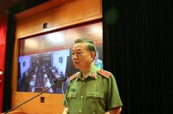 Xử lý nghiêm hành vi đưa tin sai sự thật, chống đối việc cách ly, không khai báo y tế