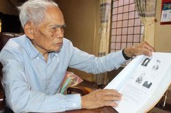 Sử gia của làng