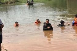 Sau cãi vã, người phụ nữ nhảy cầu Nha Bích