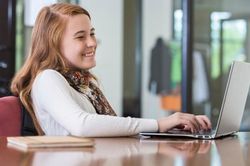 Biến thành… 'thợ mỏ': Một bí quyết đơn giản để học ngoại ngữ nào cũng thấy dễ thở hơn
