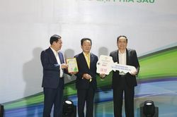 SHB và T&T Group ủng hộ các bệnh viện chống dịch Covid-19