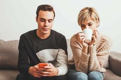 Theo đuổi phụ nữ đừng dùng những lời ngon ngọt