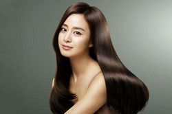 Chỉ cần 1 lon bia, tóc khô xơ, chẻ ngọn đến mấy cũng trở nên suôn mượt, óng ả và chắc khỏe ngay