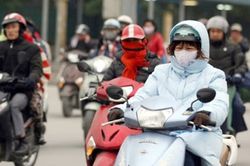 Bắc bộ đón 3-5 đợt không khí lạnh kèm lốc sét, mưa đá trong tháng 4