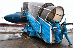 Phân bổ lại lịch bay của các hãng trong 15 ngày cách ly toàn xã hội