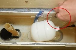 Các bà vợ 'sang chấn tâm lý' với những chiêu giấu 'quỹ đen' cực cao tay của chồng