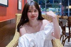 Bạn gái 'tin đồn' mới của Quang Hải: Du học sinh Singapore, giỏi 'thả thính'