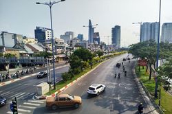 Nhịp sống chậm ngày đầu thực hiện cách ly tại thành phố Hồ Chí Minh