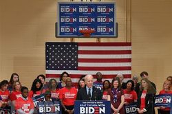 Ứng cử viên Biden đề xuất hoãn hội nghị toàn quốc của đảng Dân chủ